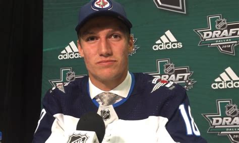 Where Are They Now A Look Back At The Winnipeg Jets 2018 Draft Class Illegal Curve Hockey