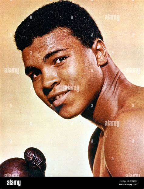 Muhammed Ali Us Boxer Formerly Cassius Clay Stock Photo Alamy