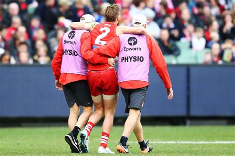 Alex Johnson Goes Down With Knee Injury Odds