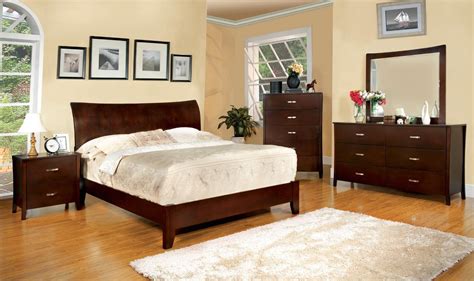 Midland Contemporary Brown Cherry Bedroom Set With Wooden Headboard Cm7600