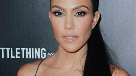 Kourtney Kardashian Bio Age Birthday Career And Net Worth