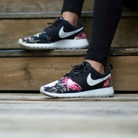 shoes nike nike roshe run floral nikes sneakers floral ...