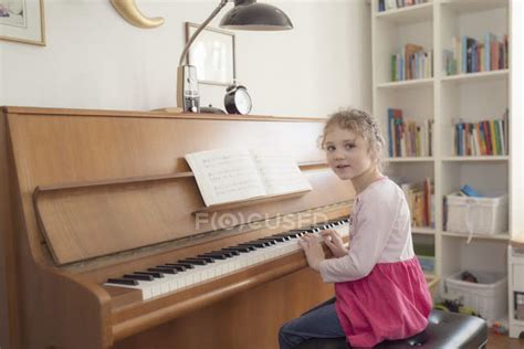 Little Girl Playing Piano At Home — Portrait 4 5 Years Stock Photo
