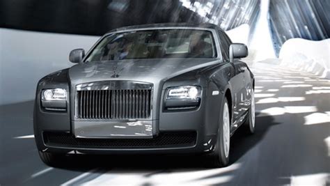 When every conceivable luxury is already offered, and no expense spared, it isn't often that changes are necessary. Rolls Royce Phantom 2012 | New Car Price, Specification ...