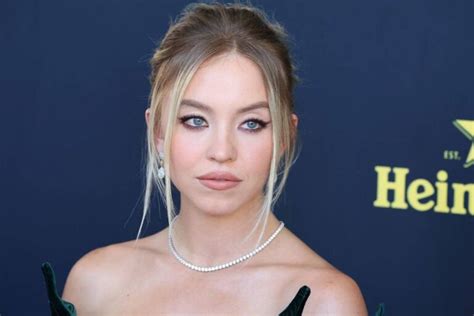 Sydney Sweeney Responds To Controversy Over Her Mom S Th Hoedown Birthday TheRecentTimes