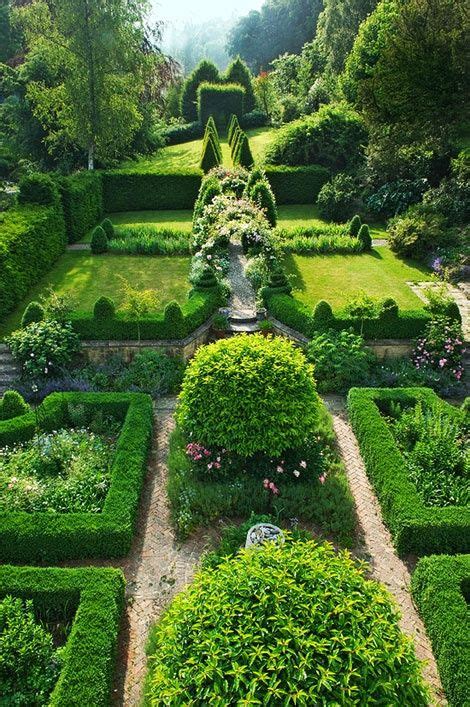 Pin By Amina Bradley On Secret Gardens Beautiful Gardens English