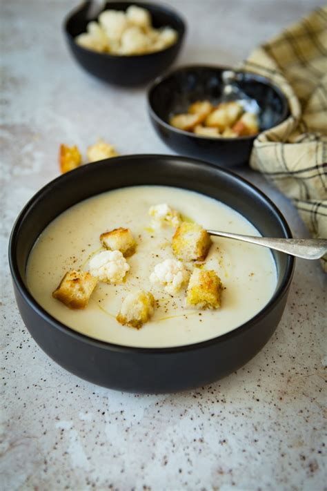 Soupe de chou - fleur très crémeuse