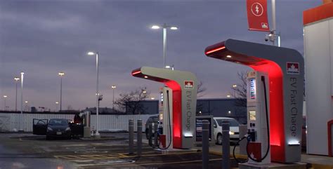 Petro Canada To Build Coast To Coast Electric Vehicle Charging Network