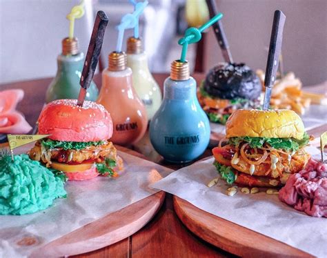 Jual aneka macam baso instan & makanan garut. 9 Makanan Unik dan Lucu di Bogor