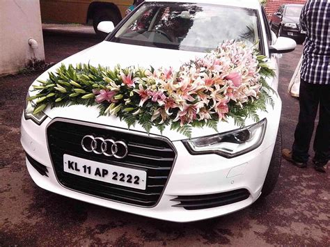 The audi limos and hummer limos have been stretched in the centre of the vehicle and can comfortably seat up to 16 passengers in the rear of the hummer and 14. wedding car decoration pink | Wedding car decorations ...