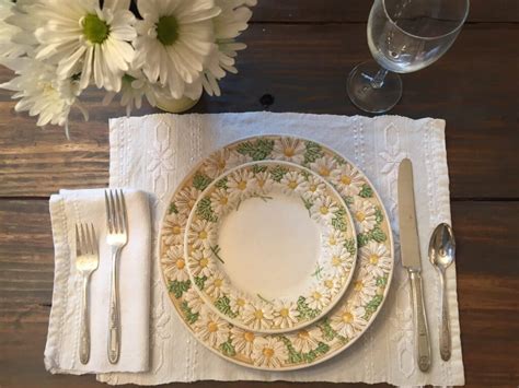 Simple Trick To Polish Tarnished Silver Flatware