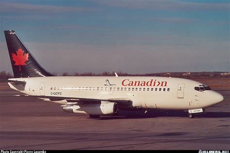 Boeing 737 217adv Canadian Airlines Aviation Photo 0129225