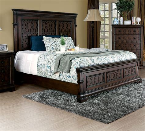 This measurement will accommodate one dresser and two on the other hand, this room measurement will look very spacious for a twin bed (short, twin xl, full and full xl), double bed, standard, olympic and california. Bedroom Furniture Modern 1pc California King Size Bed ...