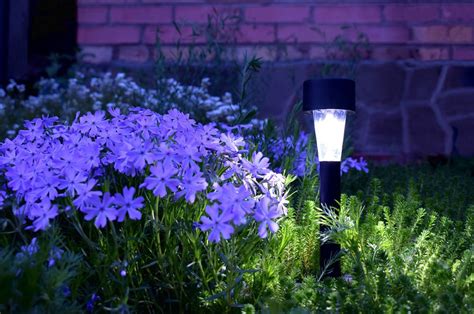 Gartenbeleuchtung ohne Strom - 4 clevere Ideen für Ihre Gartenoase