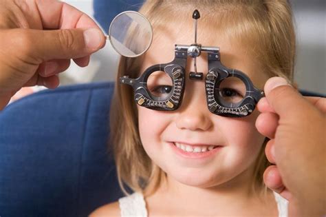 Does Your Child Need Glasses When Should You Get Your Kid An Eye Test