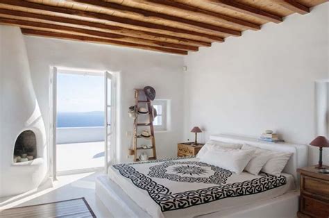 20 Beautiful Examples Of Greek Bedroom Design