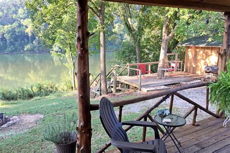 Cabin is surrounded by a 1,000,000 acres of beautiful white river national forest and flat tops wilderness. Cool Water Retreat on the White River Has DVD Player and ...