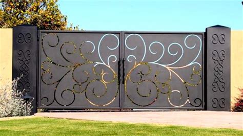 Metal black spokes attached to a metal frame to form this modern and sleek fence and gate combi. 40 Creative GATE Ideas 2017 - Amazing Gate Home Design ...