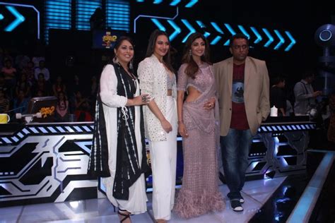 Sonakshi Sinha Promotes Welcome To New York On Super Dancer Chapter 2 Photosimagesgallery
