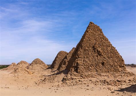 Record Floods Threaten Pyramid Sites In Sudan Cgtn Africa