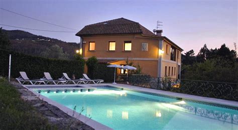 Playa flamenca apartamentos ofrecen un alojamiento más barato con el espacio y la privacidad. Las mejores Casas Rurales con piscina de Galicia - SienteGalicia Blog