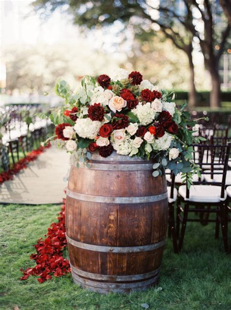 Country Wedding Ideas 20 Ways To Use Wine Barrels
