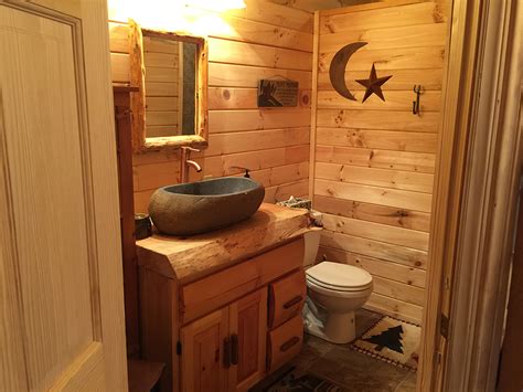 Modern bathroom in log cabin red accessories stock photo dissolve. Bear Den Cabin | Mountain Breeze Log Cabins