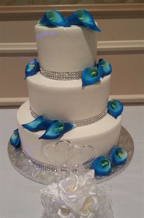 Browse wedding cake prices, photos and 67 reviews, with a rating of 4.7 out of 5. Calumet Bakery Cobalt Blue Calla Lilly Cake | Wedding ...