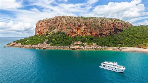 Visit Kimberley Cruise To Have An Extraordinary Cruising Experience B W