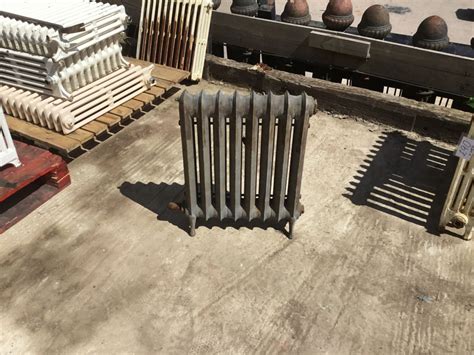 Cast iron radiators can be specified and ordered either at our large showroom or over the phone. Reclaimed Short Standing Cast Iron Duchess Radiator 8 Sections