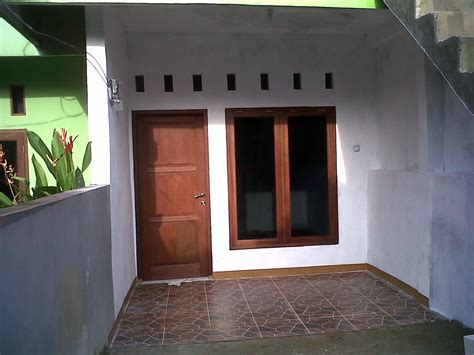 Rumah minimalis 2 lantai ini menonjolkan ukiran geometris horizontal pada dinding bagian depan. ~ Helmi - Salman - Azzam ~: Di Kontrakan 1 Rumah Petak ...