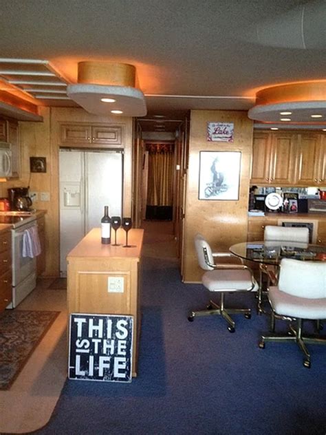 1998 sumerset 17ft widebody luxury houseboat. Luxury Houseboat for Rent on Lake Travis, Texas