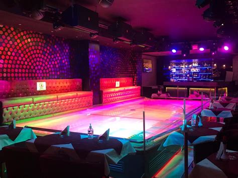 Raat Baaki Indian Night Club And Dance Bar Karama Oud Metha Road Dubai Expat Nights In Uae