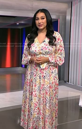 Wornontv Morgans Floral Print Maxi Dress On Nbc News Daily Morgan