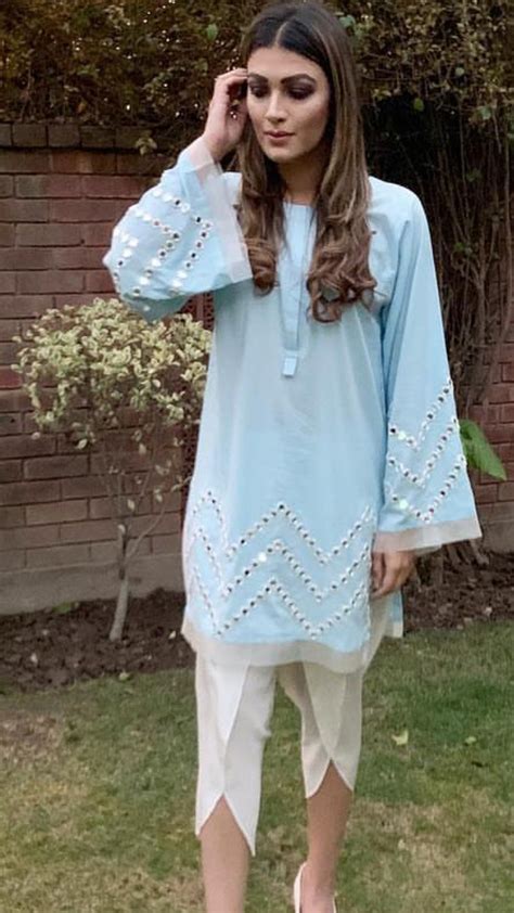 Pin By Laiba On Pakistani Dresses Fancy Dress Design Simple