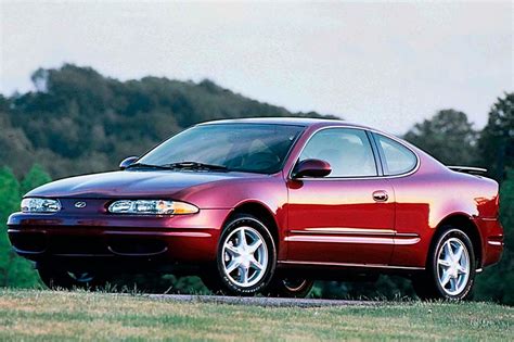 15 Terrible Cars That Led To The Demise Of Oldsmobile