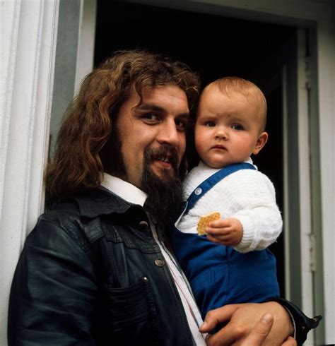Sir Billy Connolly Says His Son Is Battling Drug And Alcohol Addiction
