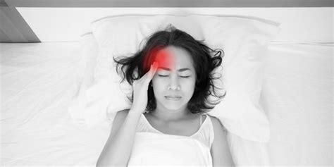 Salah satunya karena kurang tidur. 7 Jenis Berbeda Sakit Kepala dan Apa Artinya Terhadap ...