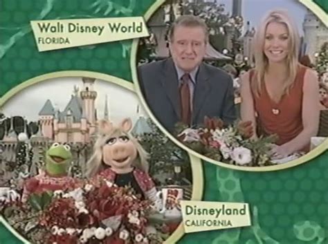 Samsdisneydiary 2004 Walt Disney World Very Merry Christmas Parade 28