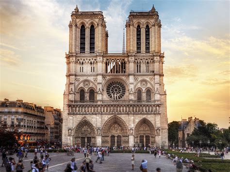 Catedral De Notre Dame De Paris Fotos