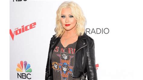 Christina Aguilera Offers Message Of Support To Demi Lovato 8days