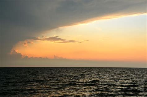 Lake Erie Winds Approaching Storm