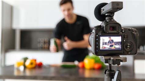 What Secrets Restaurant Can Learn From Top Youtube Food Vloggers