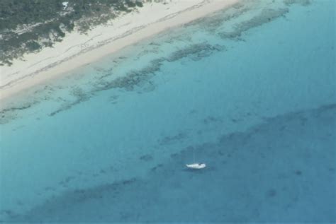 Man Stranded On Uninhabited Island In Middle Of Ocean For 3 Days