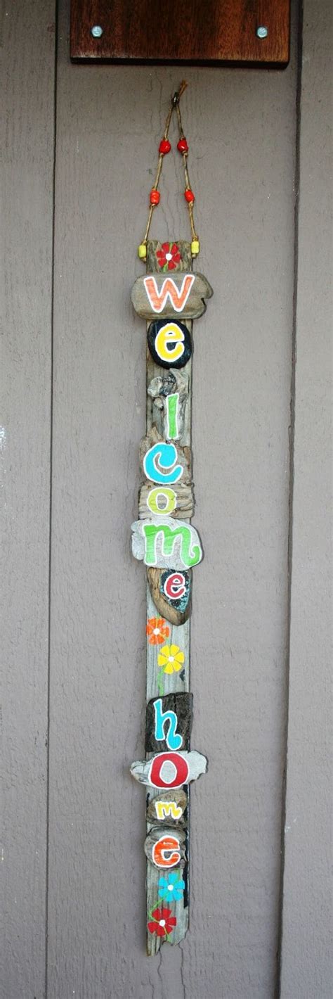 This video features artistic ideas to the professionals learned this, so can you. 25 DIY Ideas for Driftwood Signs | Do it yourself ideas ...