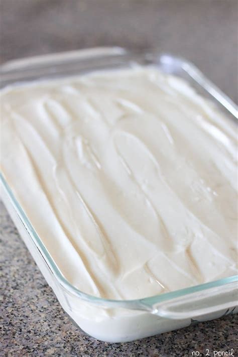 Layer the sliced bananas over the top of the cookies. Paula Deen Banana Pudding | Recipe | Banana pudding ...