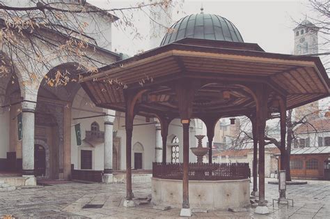 Cities And Memory Remixing The World Bascarsija Sarajevo City Guide