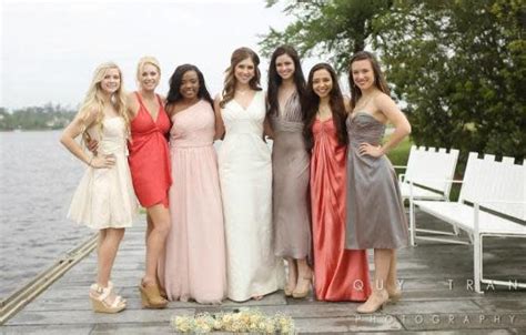 These Women Dressed An Entire Bridal Party Including The Bride For 20