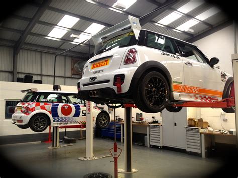 The Lohen R56 Jcw And A Customers R53 Mini On The Dyno For Some Tlc
