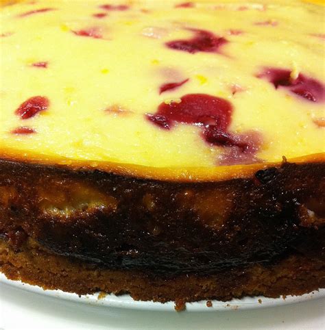 To make this judiciously sweet cobbler, blueberries are lightly sugared and flavored with orange juice, and then topped with a light and airy batter. Raspberry Kuchen With Greek Yogurt : 13 Steps (with ...